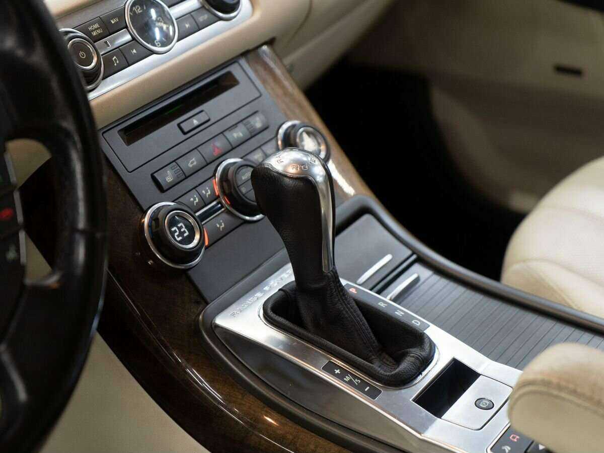 Land Rover Range Rover Sport 2012 года с пробегом. Фото: #11