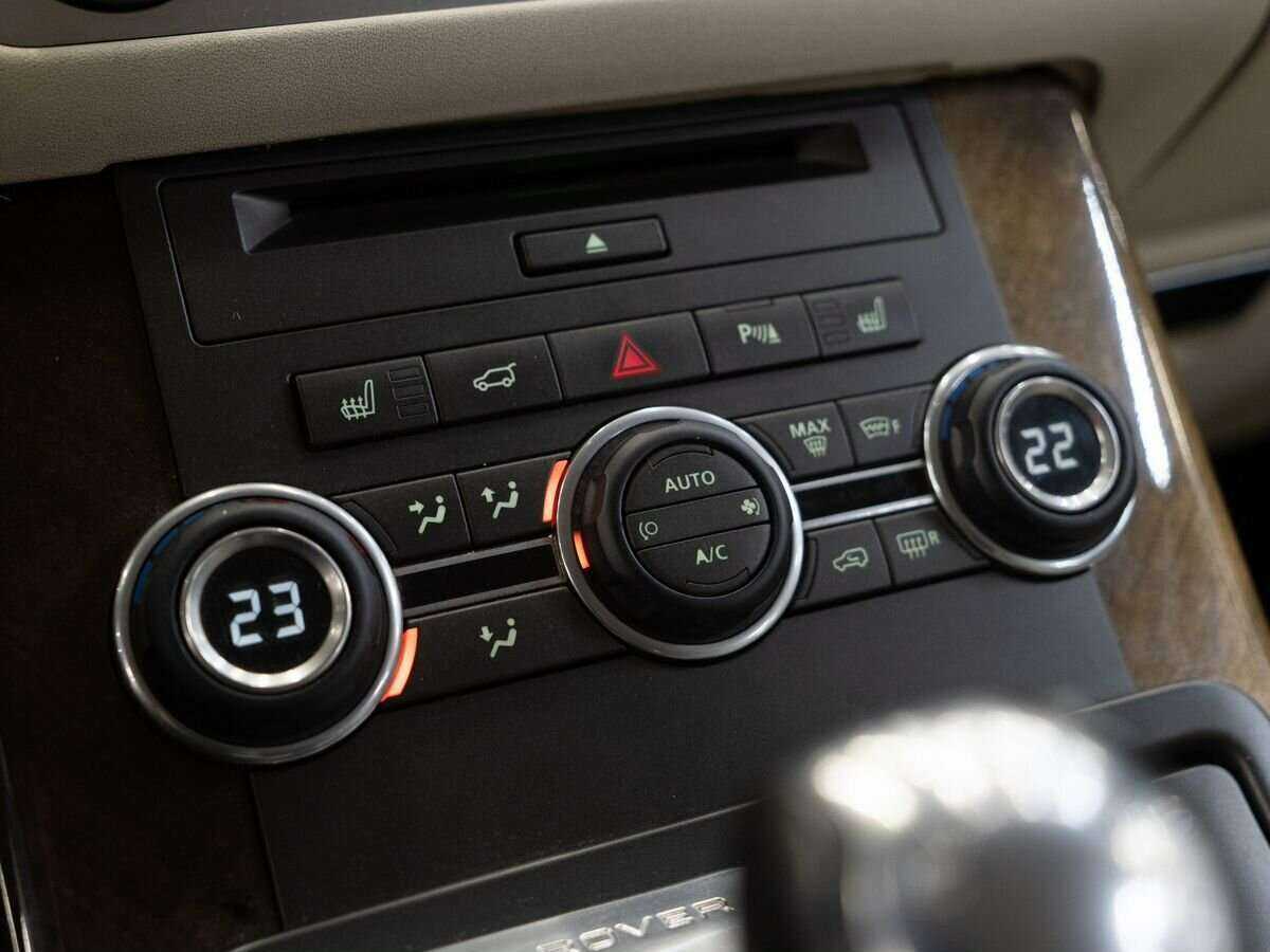 Land Rover Range Rover Sport 2012 года с пробегом. Фото: #14