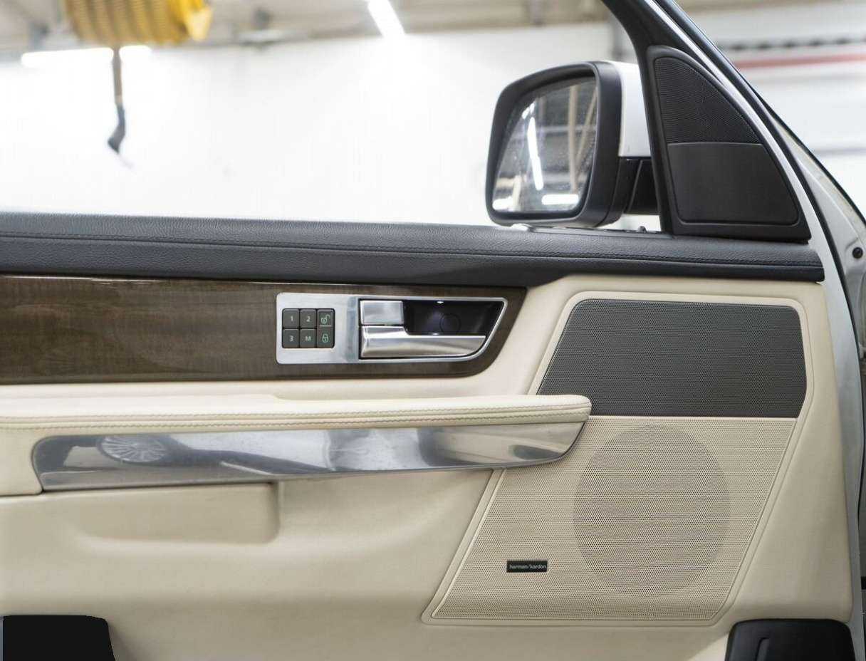 Land Rover Range Rover Sport 2012 года с пробегом. Фото: #16