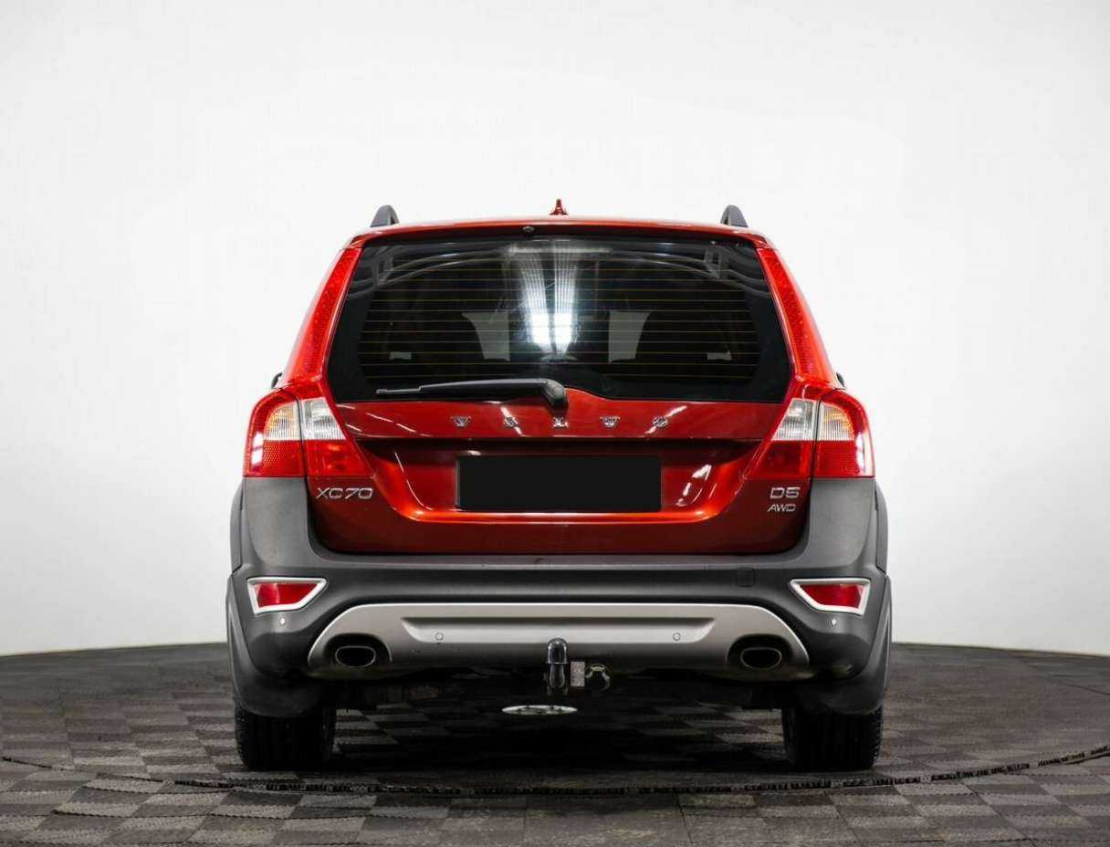 Volvo XC70 2011 года с пробегом. Фото: #4