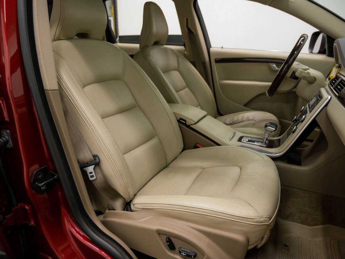 Volvo XC70 2011 года с пробегом. Фото: #11