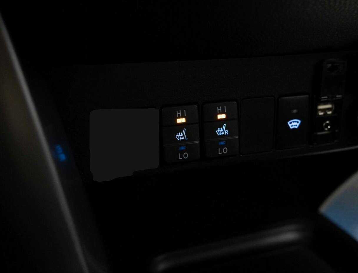 Toyota RAV4 2019 года с пробегом. Фото: #16