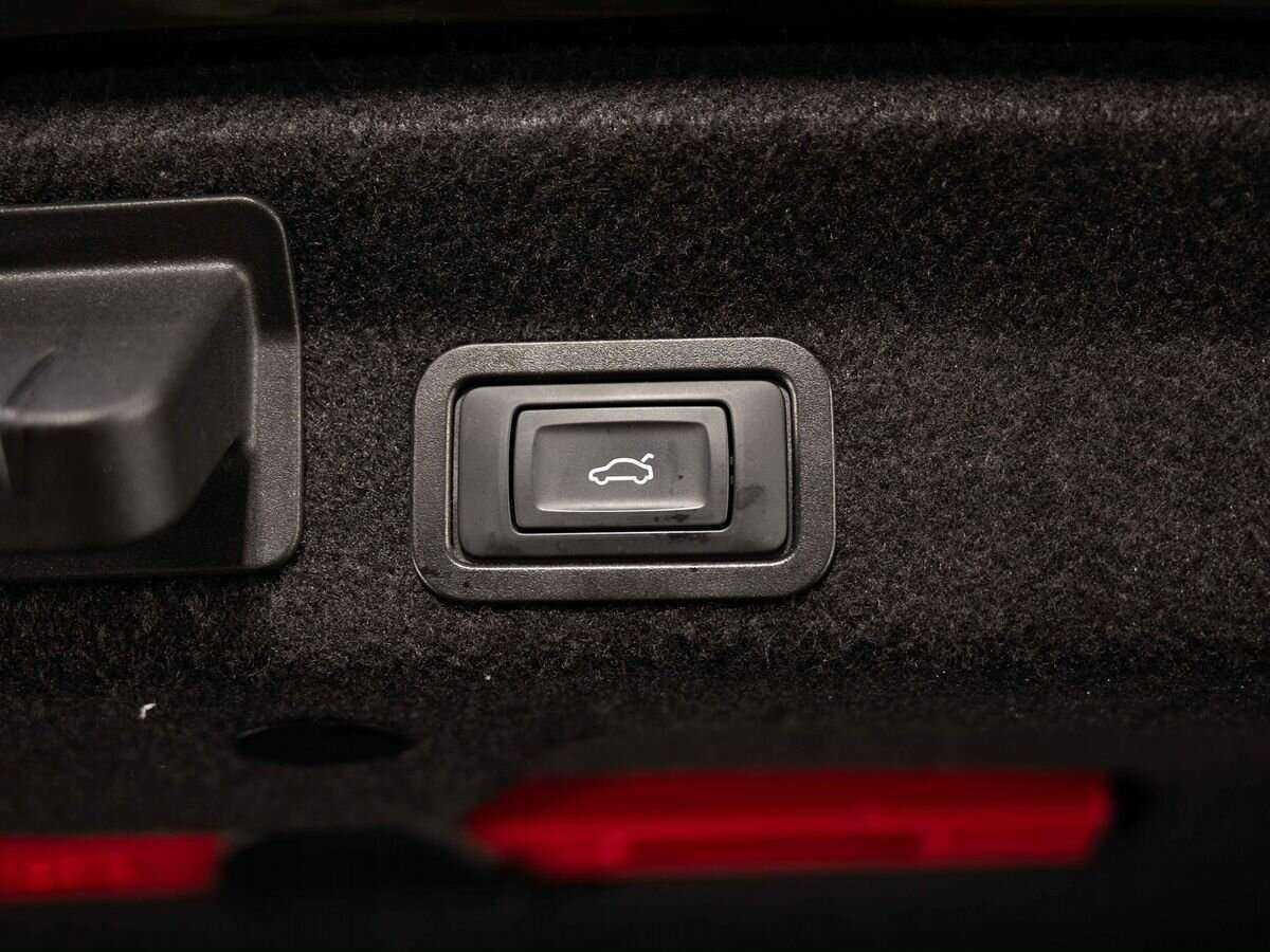 Audi A6 2021 года с пробегом. Фото: #27