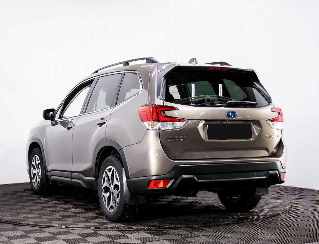 Subaru Forester 2018 года с пробегом. Фото: #3