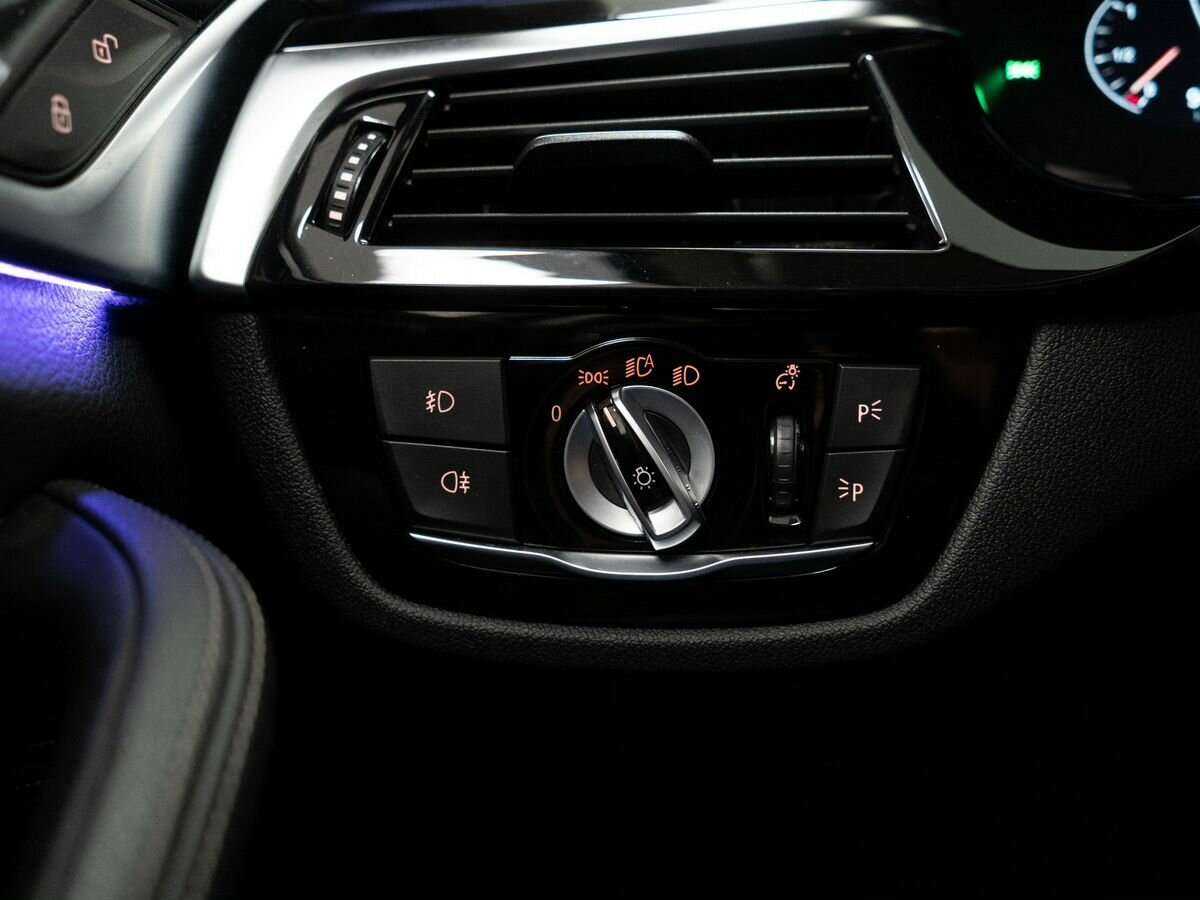 BMW 5 серии 2018 года с пробегом. Фото: #16