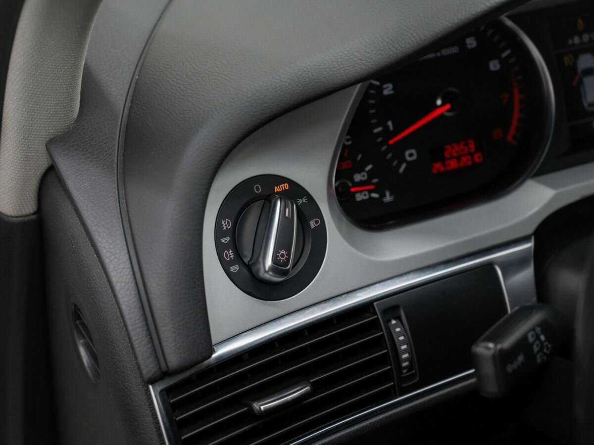 Audi A6 allroad 2011 года с пробегом. Фото: #16