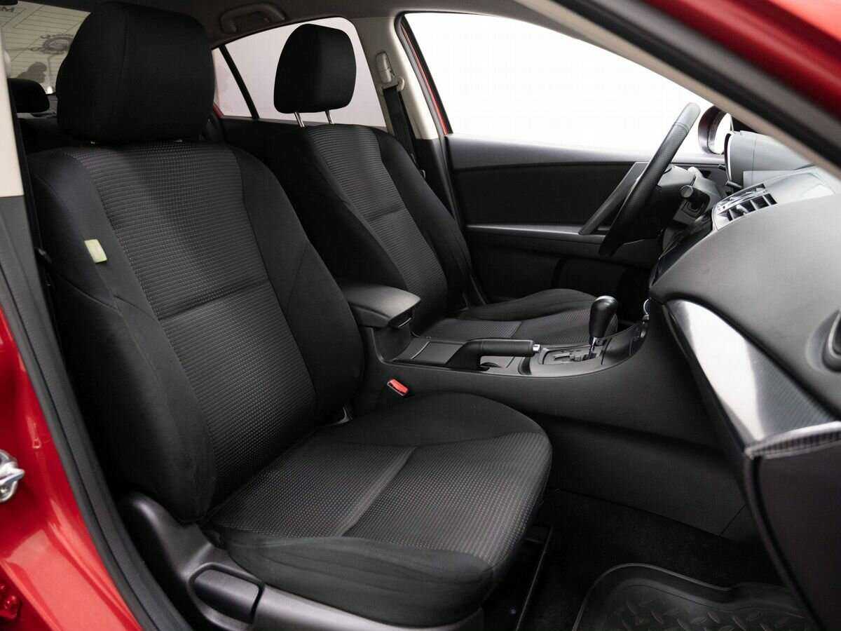 Mazda 3 2011 года с пробегом. Фото: #11