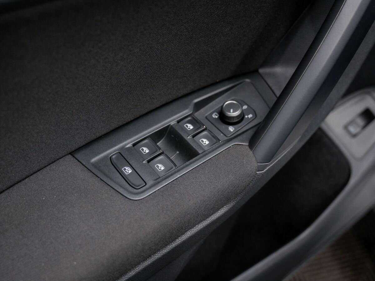 Volkswagen Tiguan 2019 года с пробегом. Фото: #17