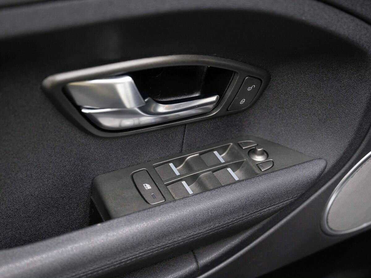 Land Rover Range Rover Evoque 2012 года с пробегом. Фото: #17