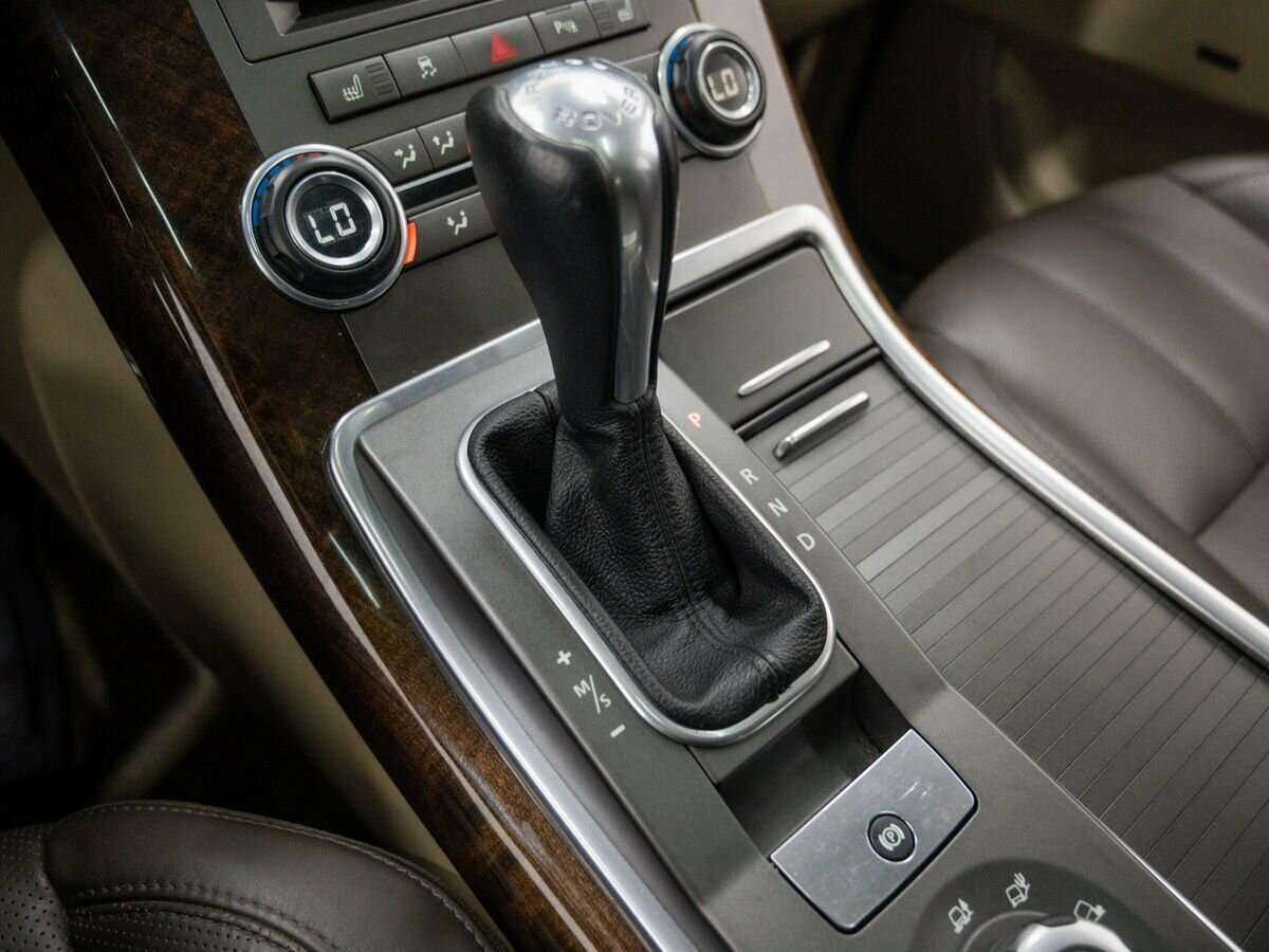 Land Rover Range Rover Sport 2010 года с пробегом. Фото: #21