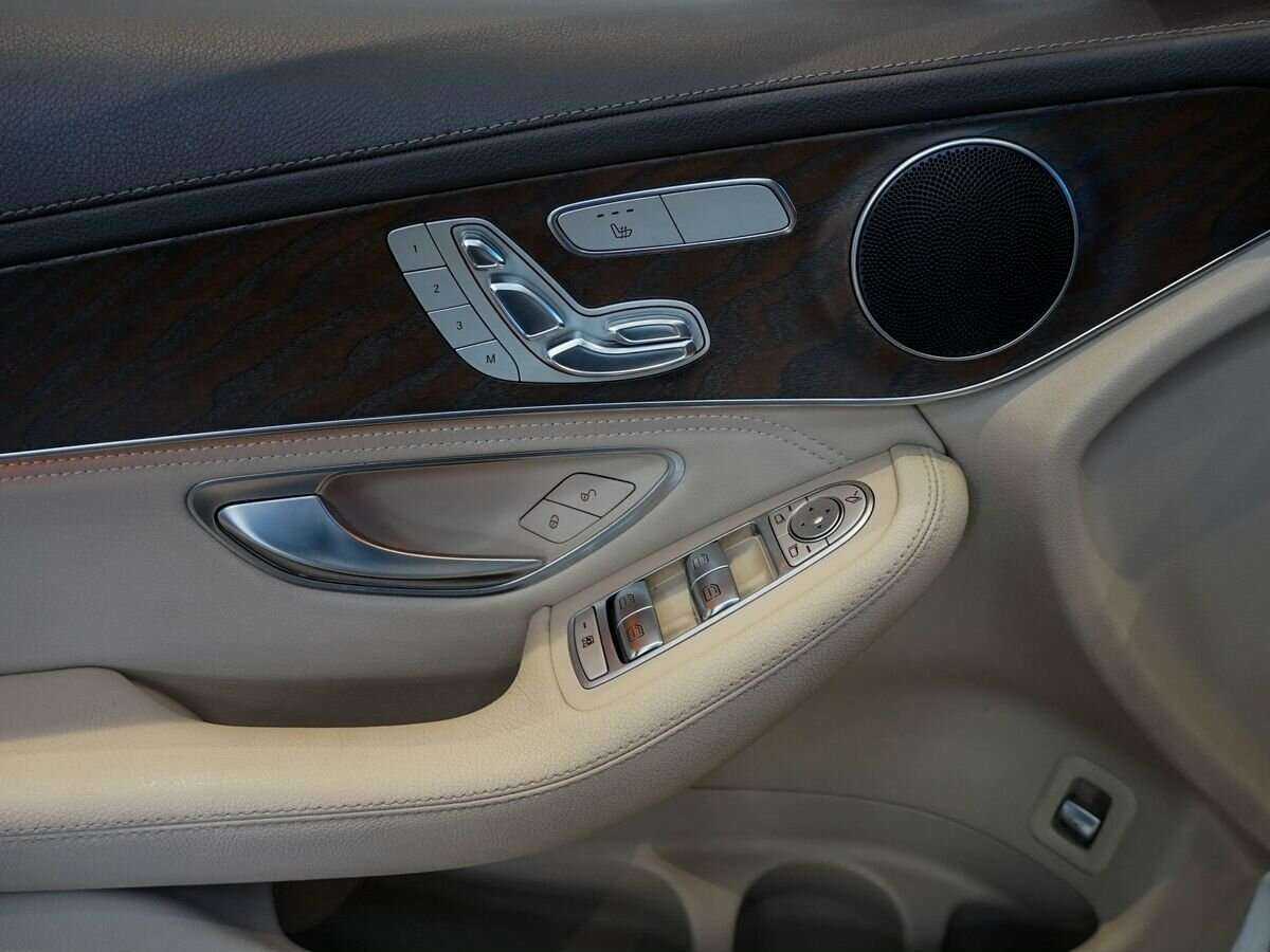 Mercedes-Benz GLC 2015 года с пробегом. Фото: #14