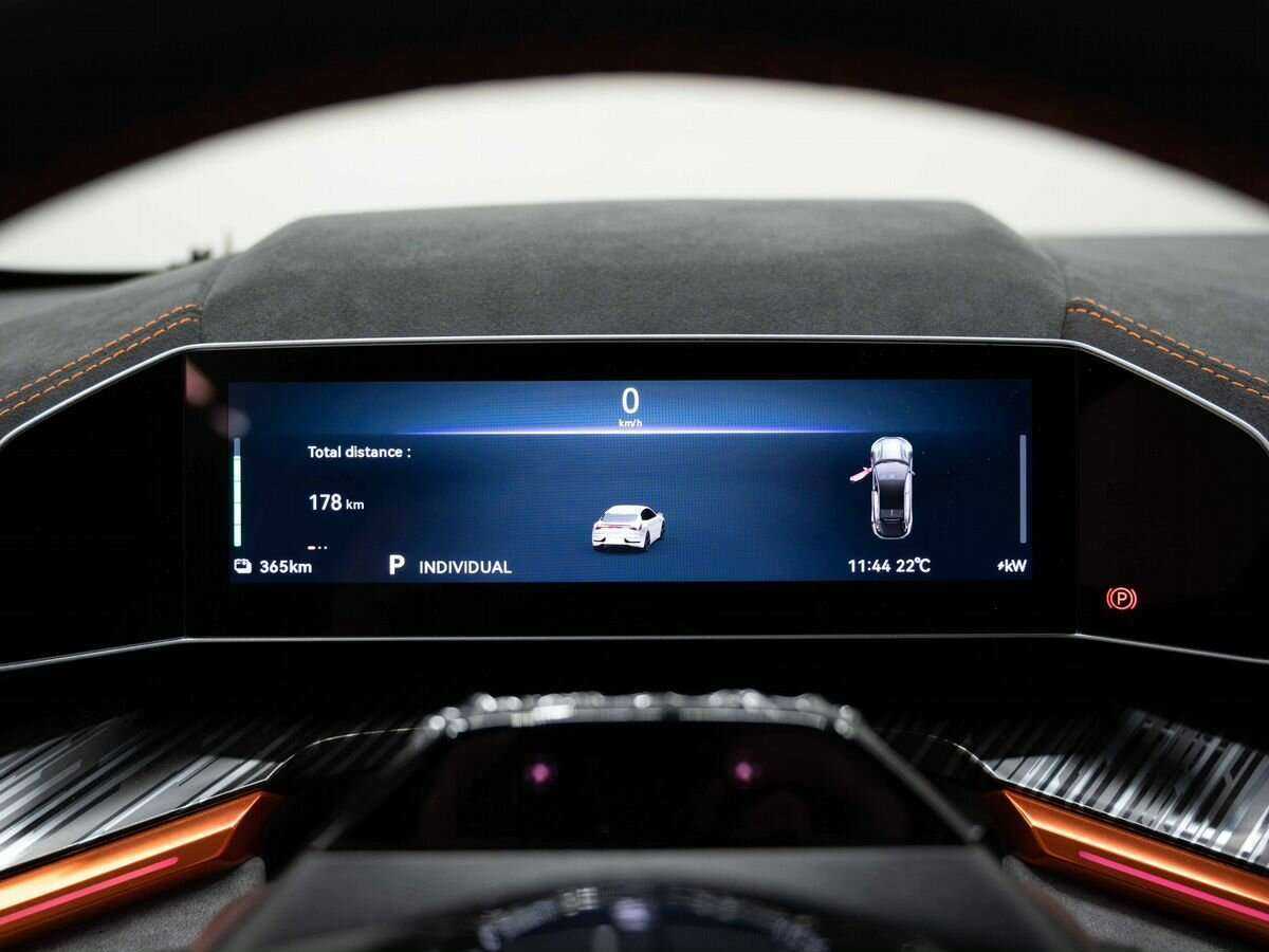 Zeekr 001 2023 года с пробегом. Фото: #15