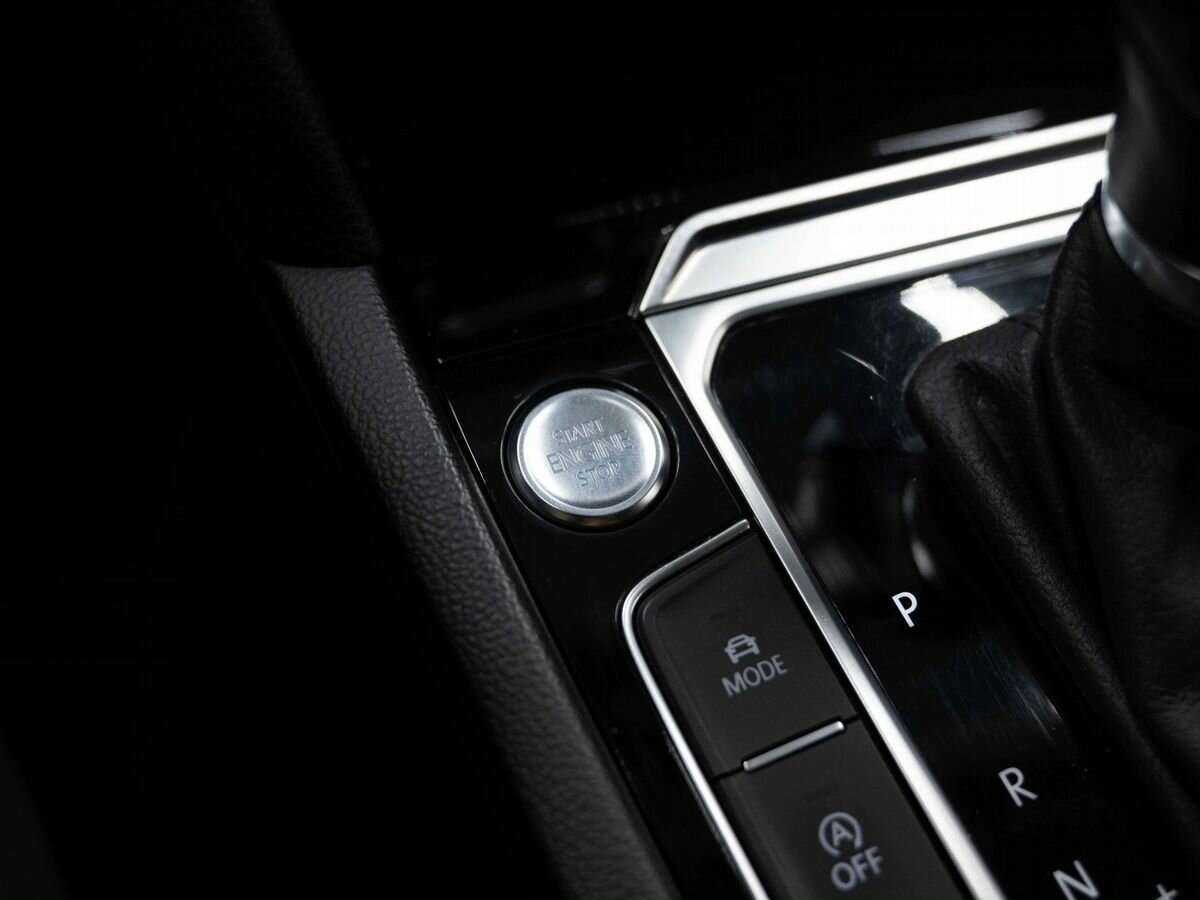 Volkswagen Passat 2019 года с пробегом. Фото: #20