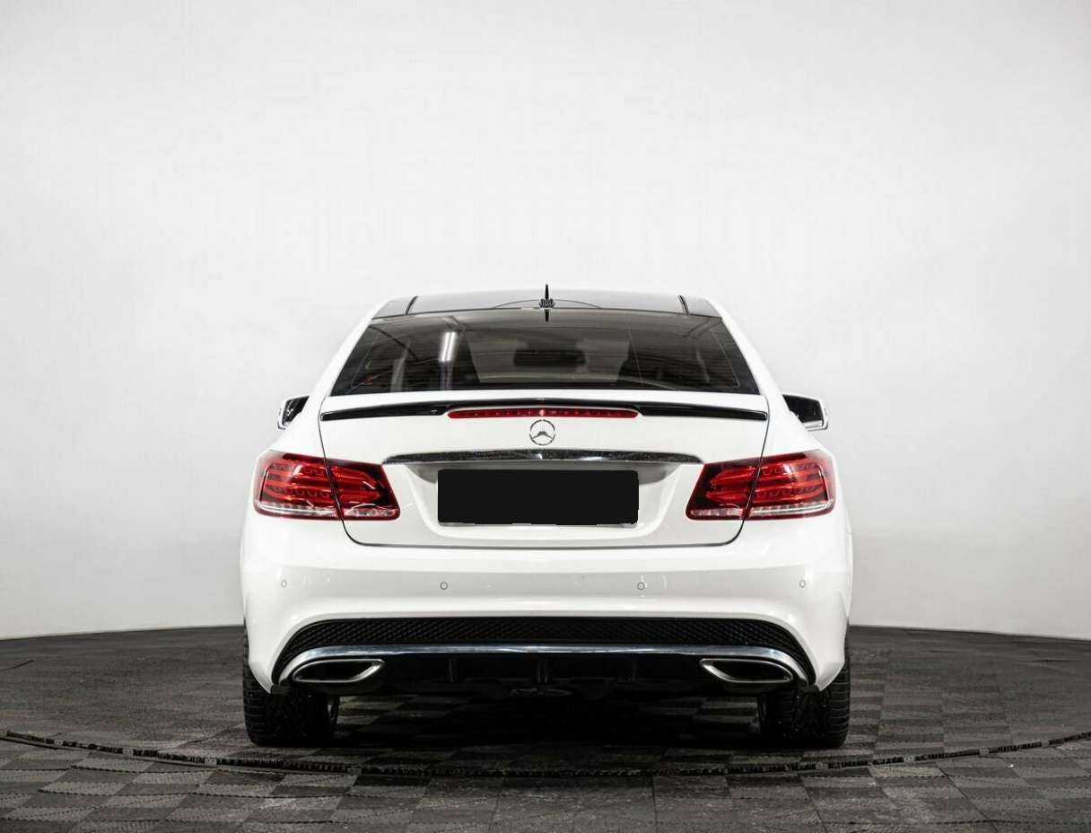 Mercedes-Benz E-Класс 2014 года с пробегом. Фото: #4