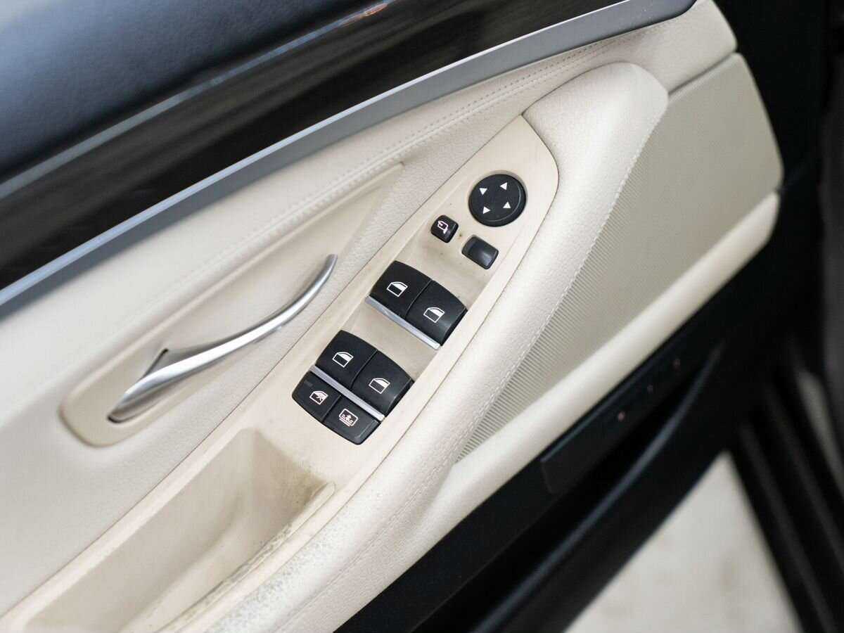 BMW 5 серии 2012 года с пробегом. Фото: #13