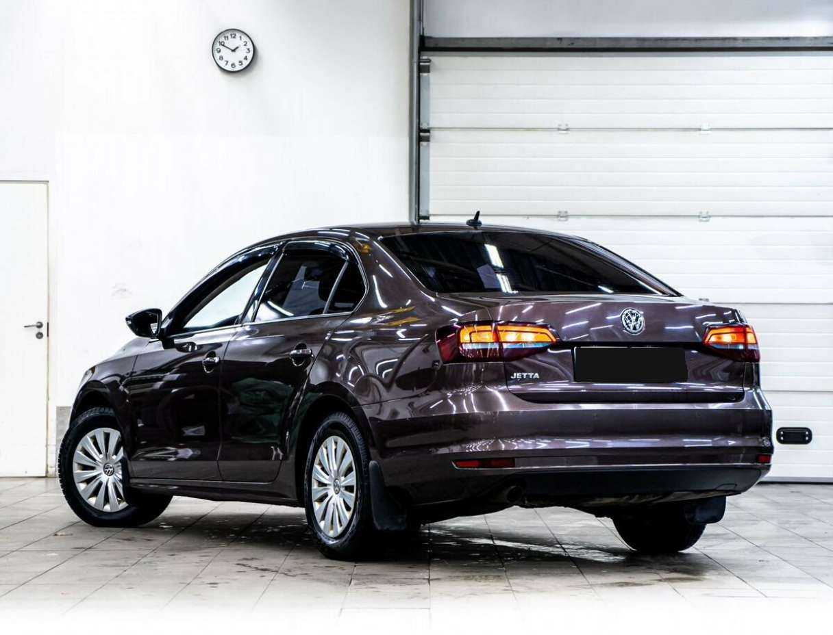 Б/У Фольксваген Джетта 2016 года. Фото: #3