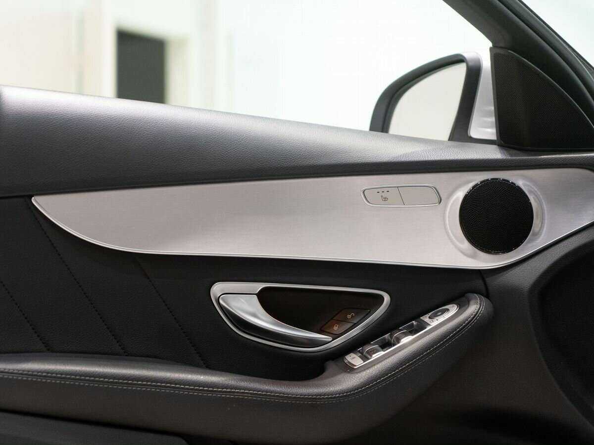 Mercedes-Benz C-Класс 2018 года с пробегом. Фото: #15