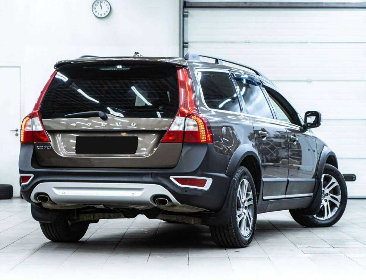 Volvo XC70 2012 года с пробегом. Фото: #2