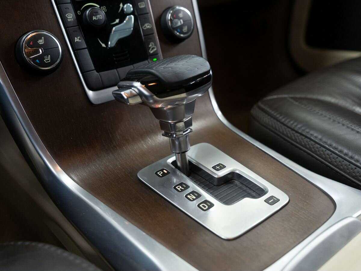 Volvo XC70 2012 года с пробегом. Фото: #12