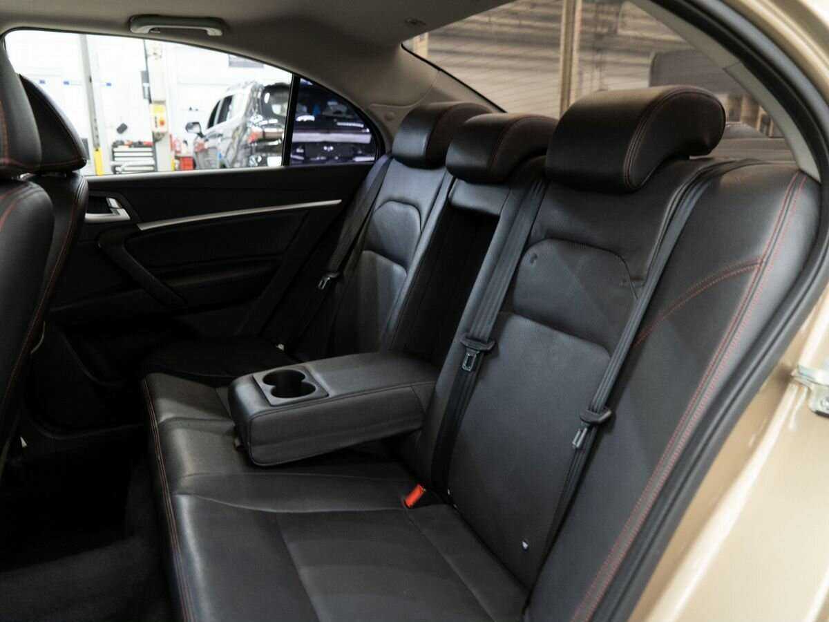 Geely Emgrand 7 2016 года с пробегом. Фото: #6