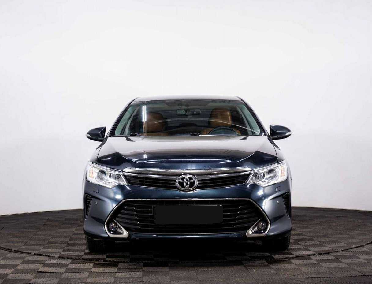 Toyota Camry 2015 года с пробегом. Фото: #1
