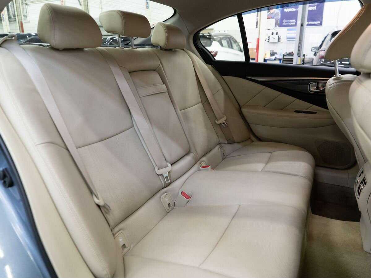 Infiniti Q50 2014 года с пробегом. Фото: #7