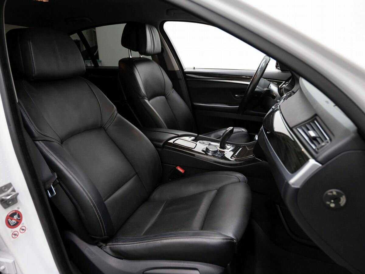 BMW 5 серии 2016 года с пробегом. Фото: #11