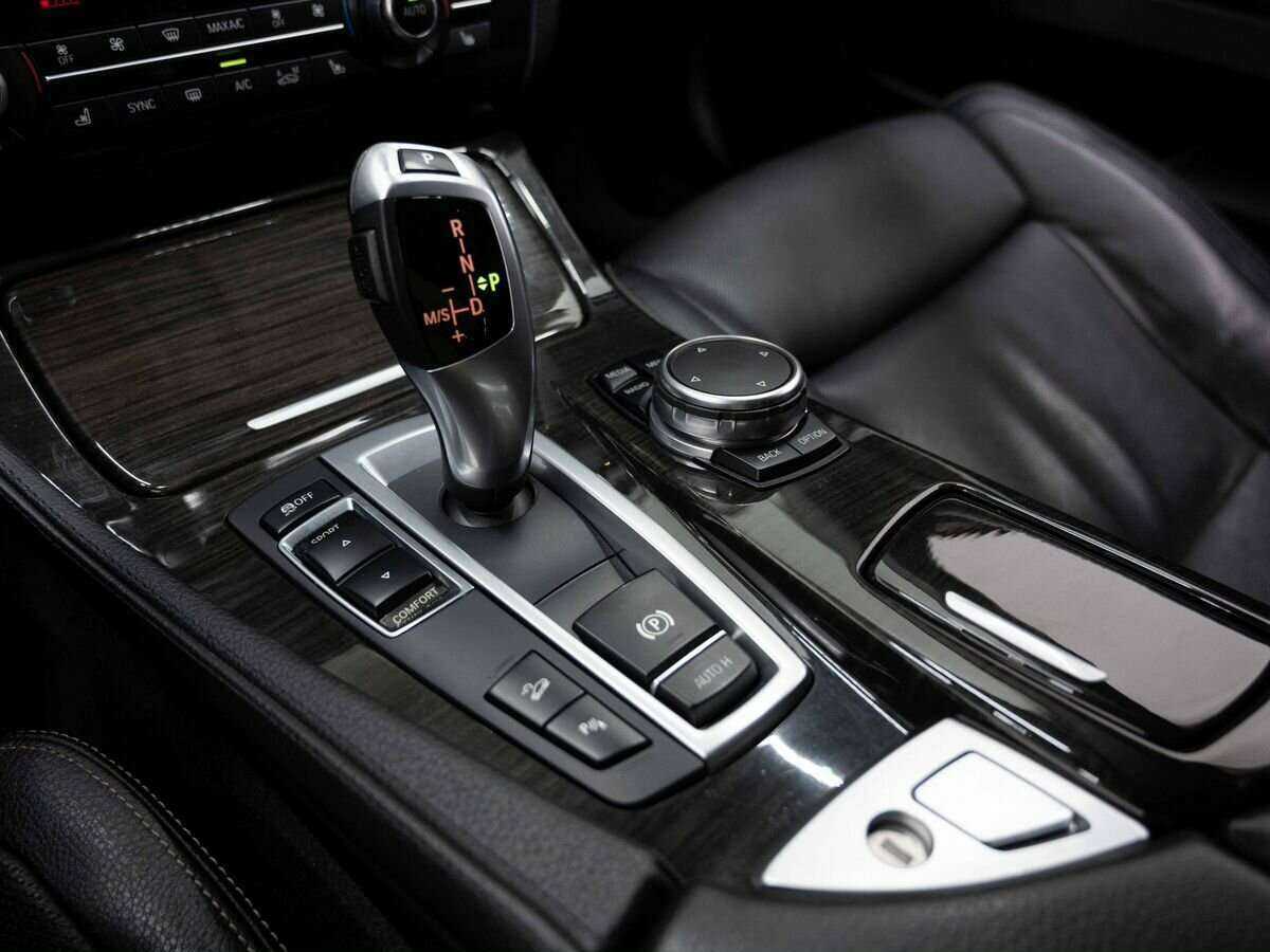 BMW 5 серии 2016 года с пробегом. Фото: #26