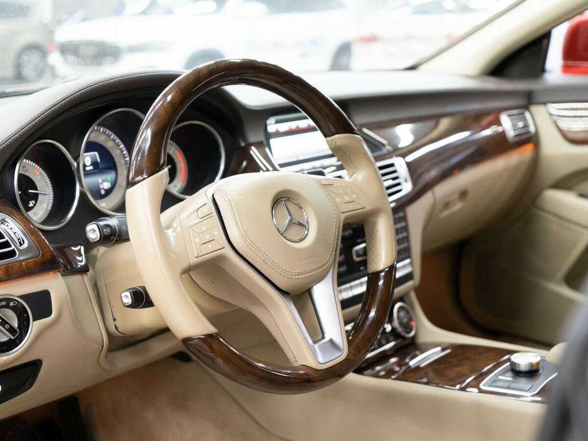 Mercedes-Benz CLS 2014 года с пробегом. Фото: #4