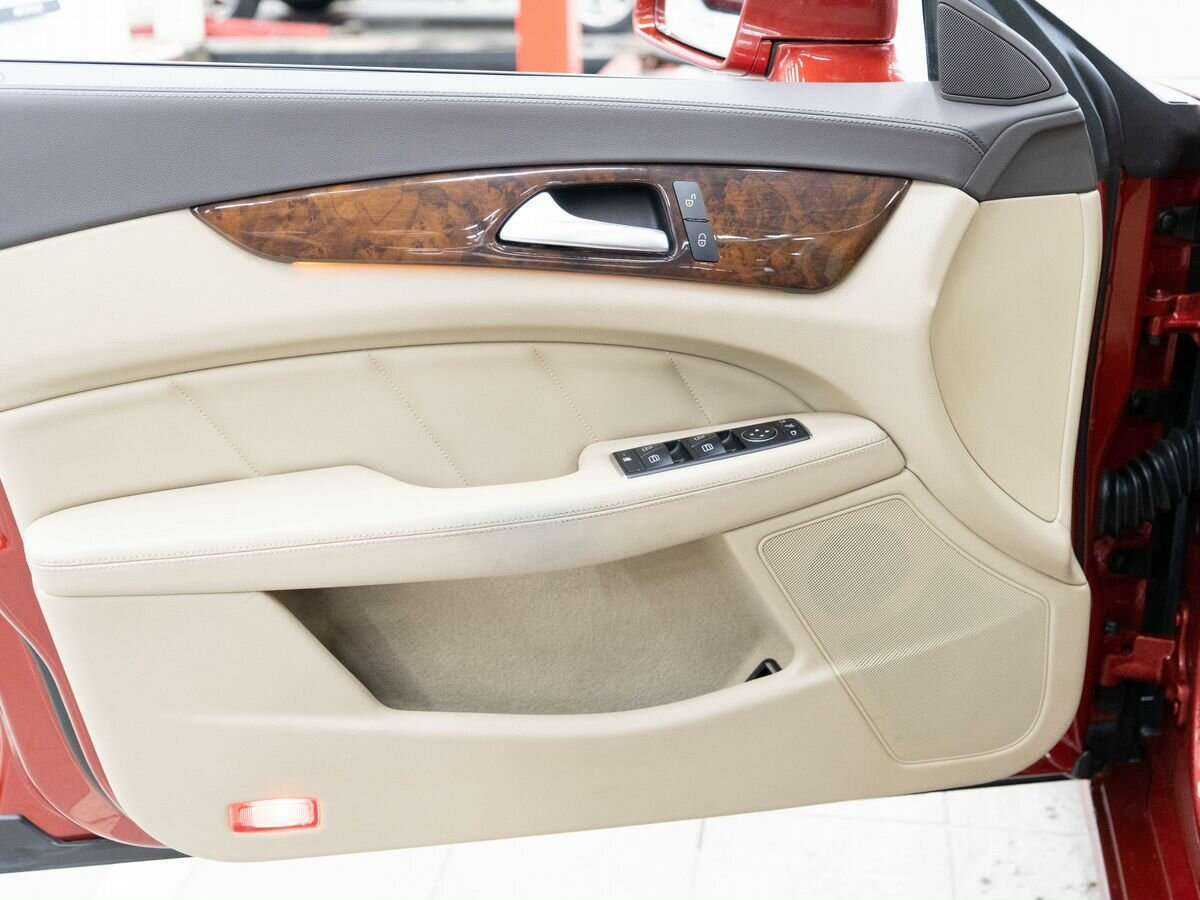 Mercedes-Benz CLS 2014 года с пробегом. Фото: #15