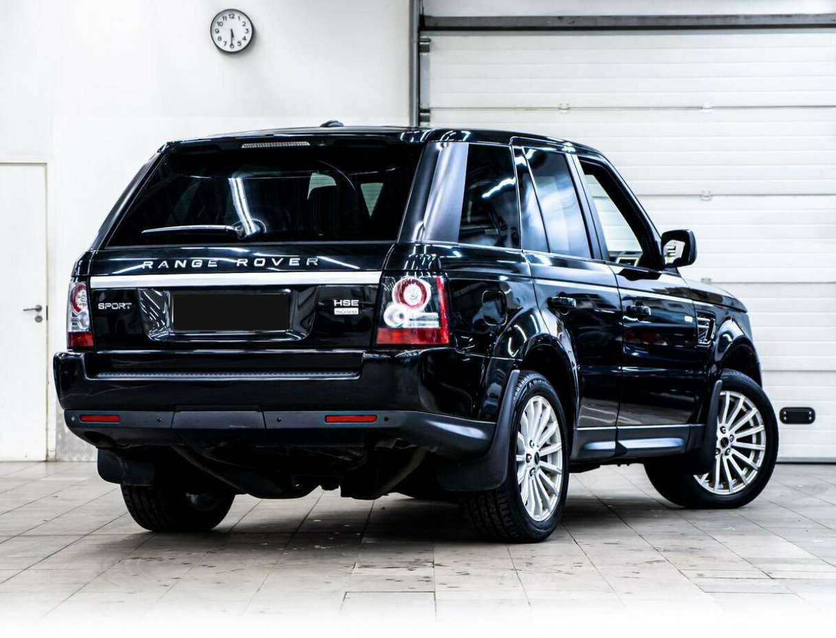 Land Rover Range Rover Sport 2012 года с пробегом. Фото: #2