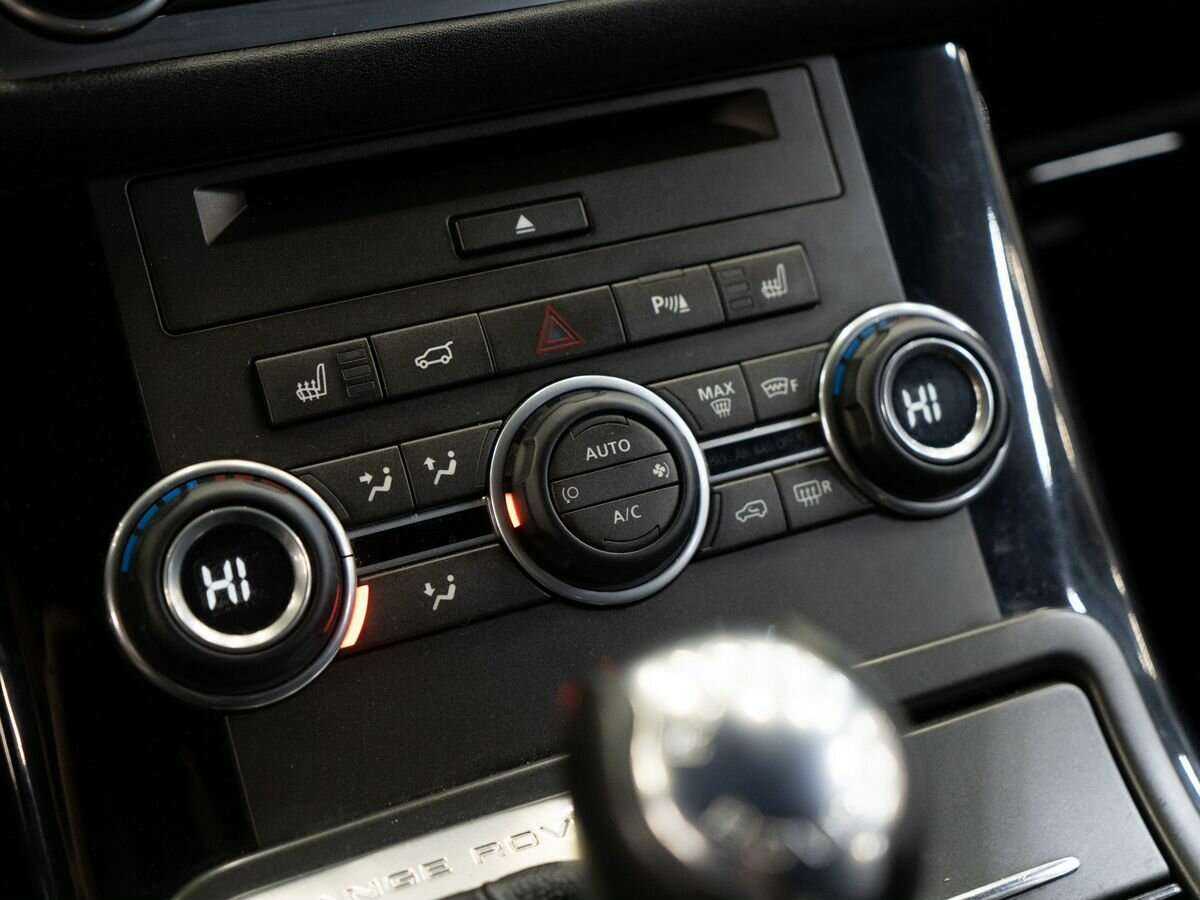 Land Rover Range Rover Sport 2012 года с пробегом. Фото: #13