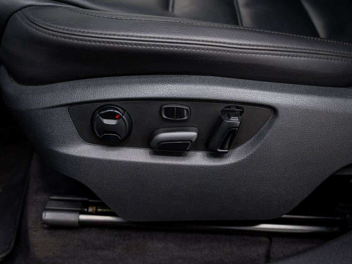 Volkswagen Touareg 2015 года с пробегом. Фото: #15