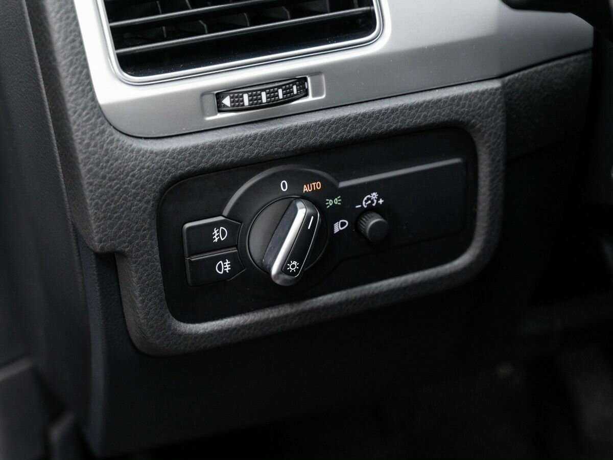 Volkswagen Touareg 2015 года с пробегом. Фото: #16