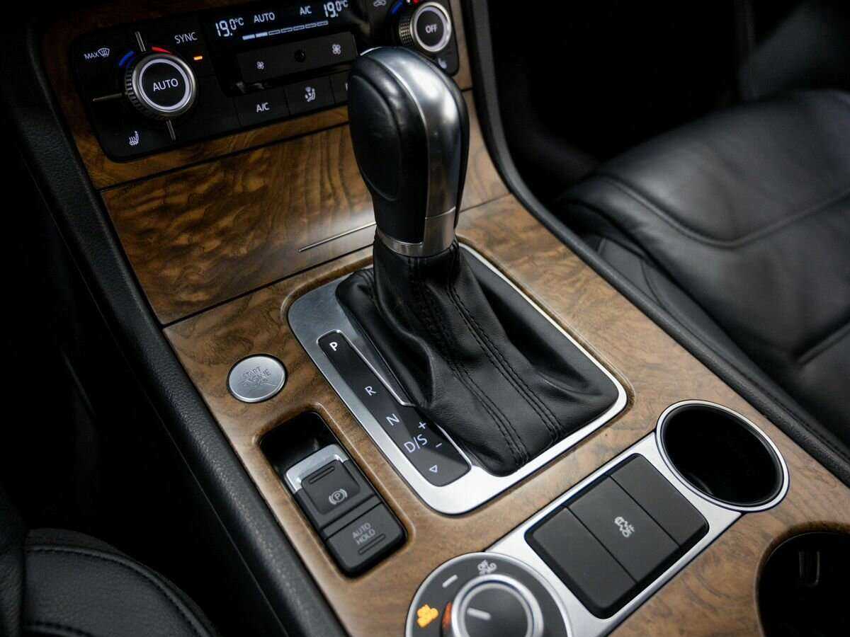 Volkswagen Touareg 2015 года с пробегом. Фото: #20