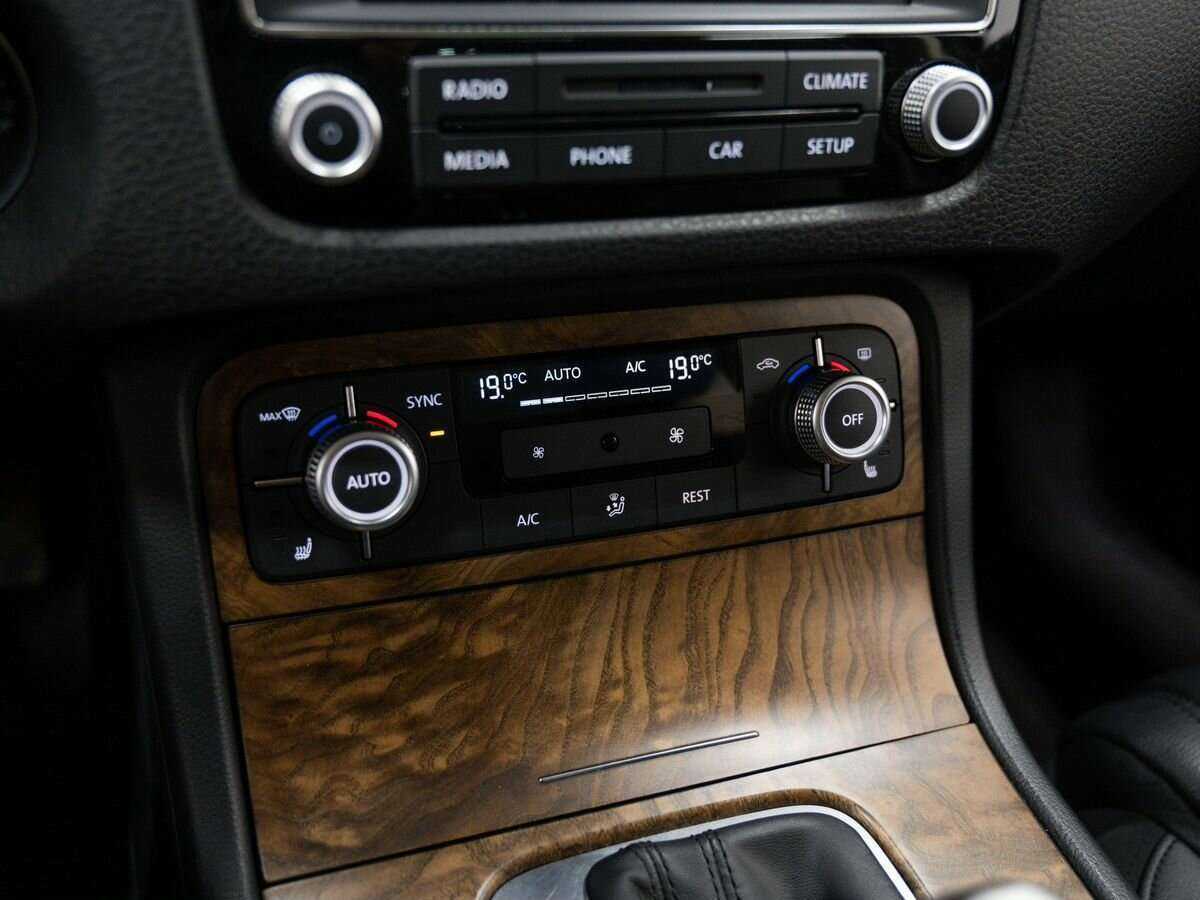 Volkswagen Touareg 2015 года с пробегом. Фото: #22