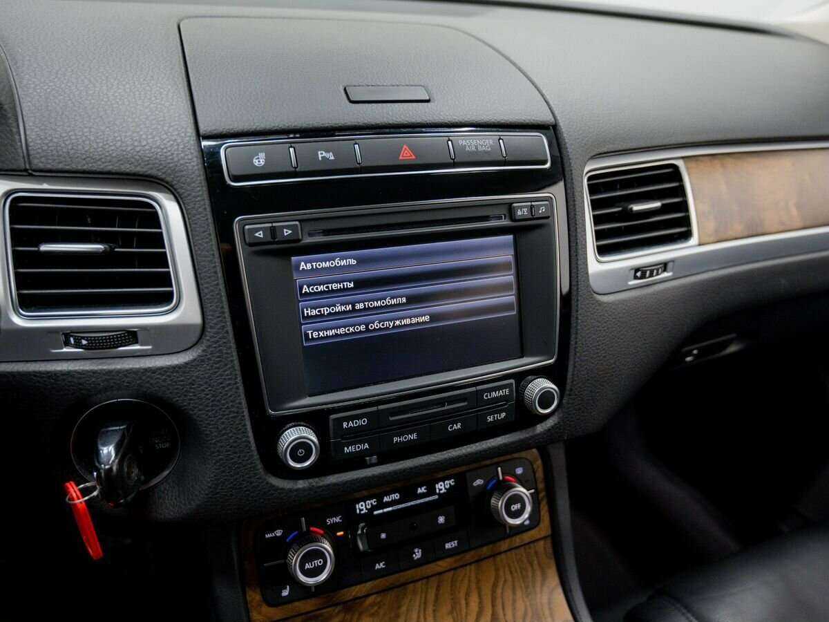 Volkswagen Touareg 2015 года с пробегом. Фото: #23