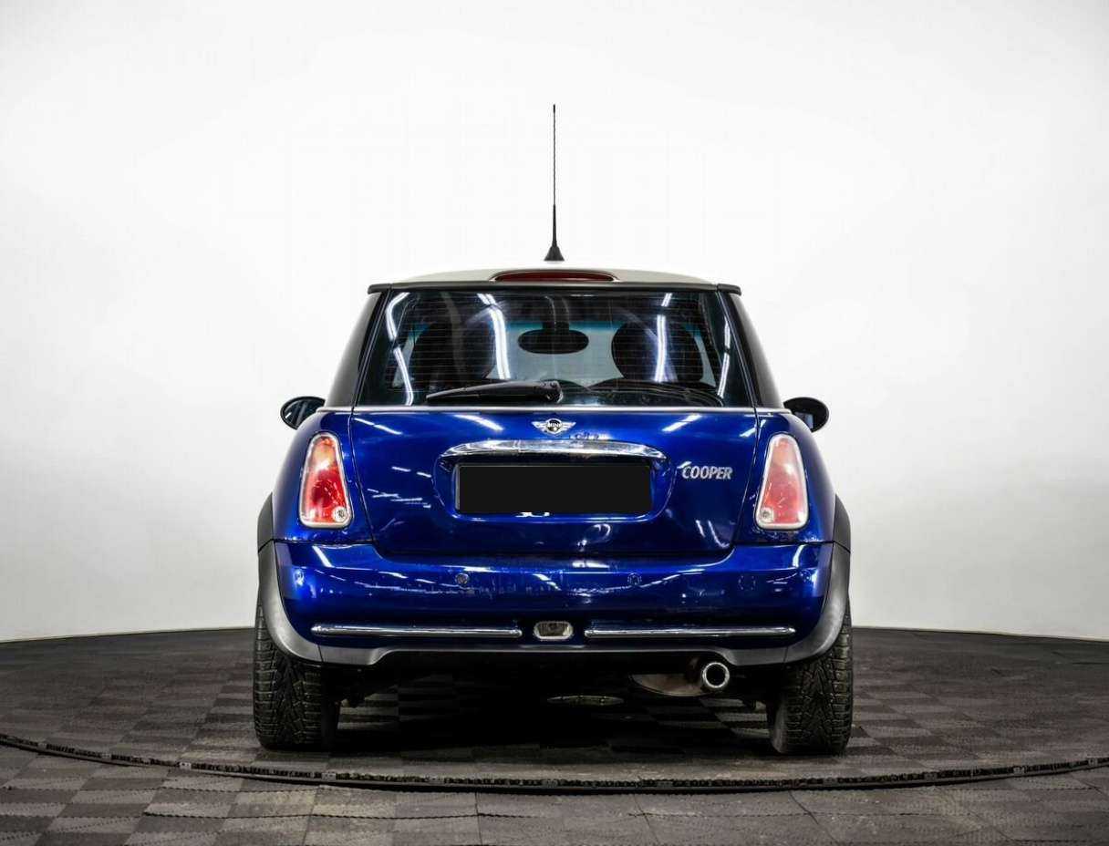 Mini Hatch 2005 года с пробегом. Фото: #4