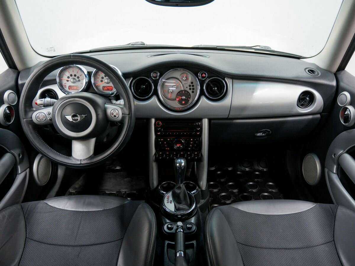 Mini Hatch 2005 года с пробегом. Фото: #8