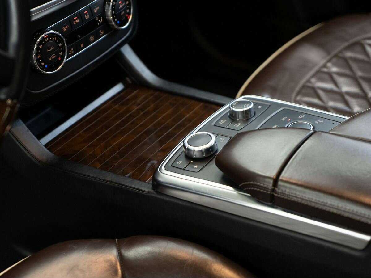 Mercedes-Benz GL-Класс 2013 года с пробегом. Фото: #14