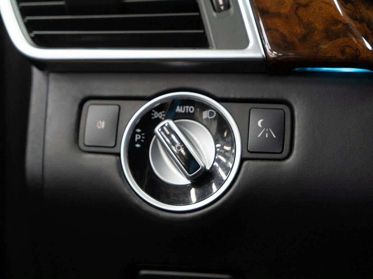 Mercedes-Benz GL-Класс 2013 года с пробегом. Фото: #20