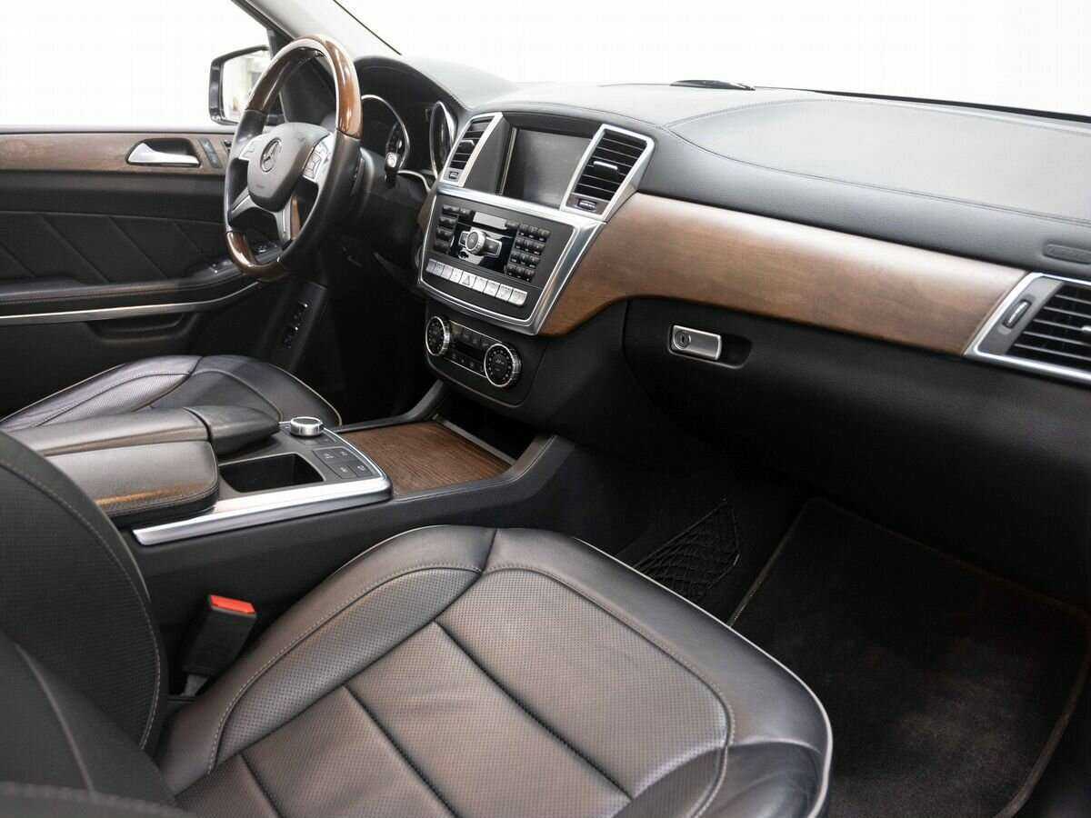 Mercedes-Benz GL-Класс 2013 года с пробегом. Фото: #11