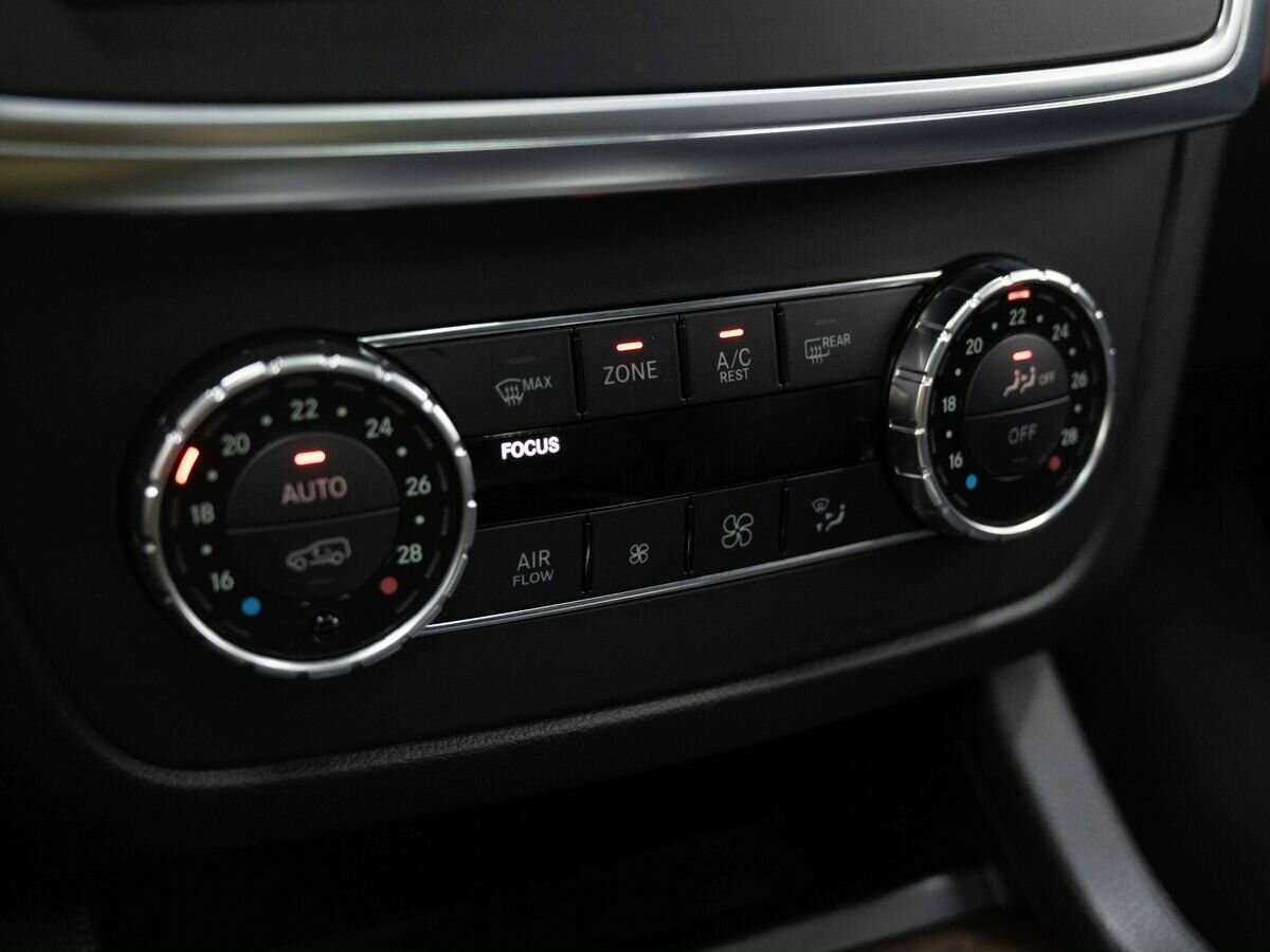 Mercedes-Benz GL-Класс 2013 года с пробегом. Фото: #22