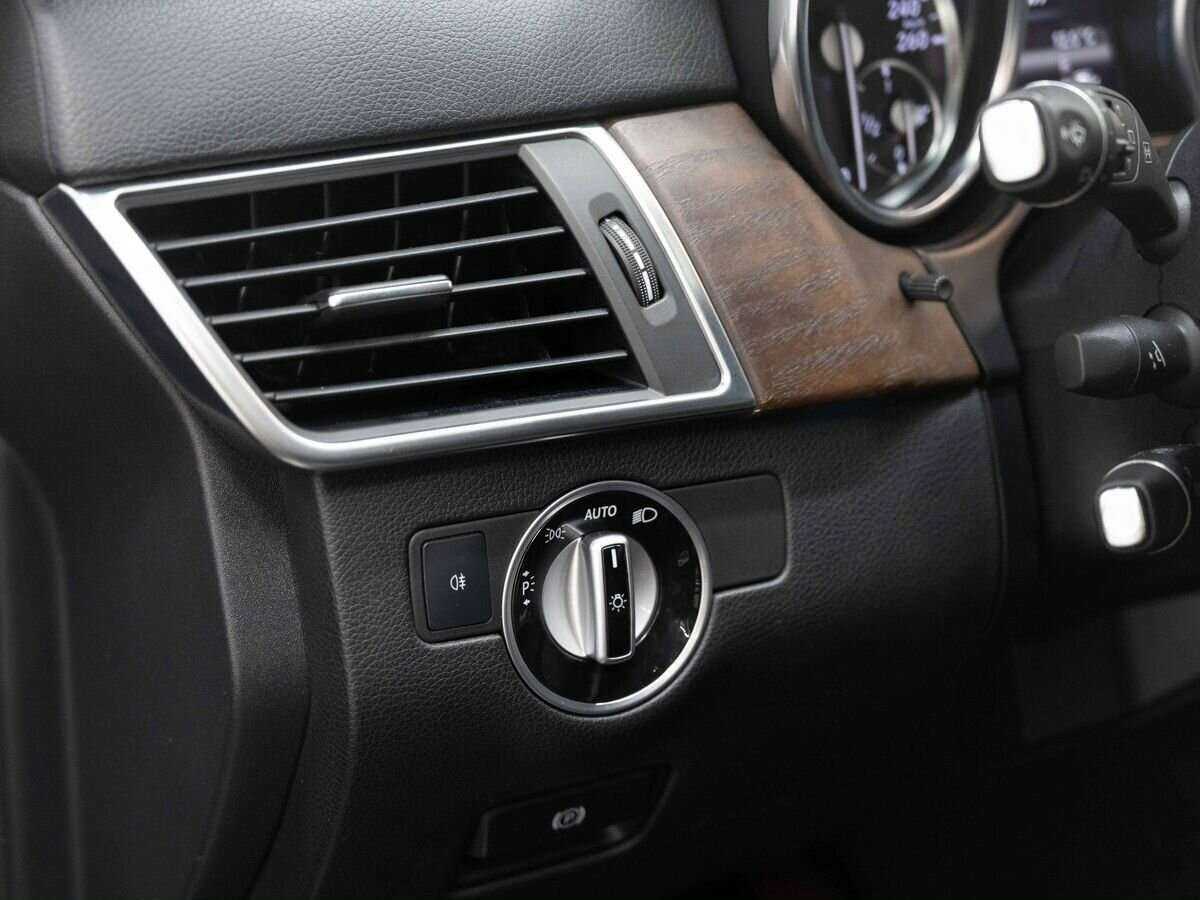 Mercedes-Benz GL-Класс 2013 года с пробегом. Фото: #27