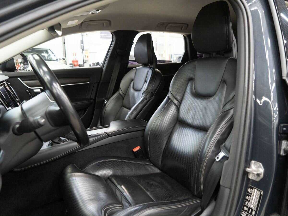 Volvo V90 Cross Country 2017 года с пробегом. Фото: #5