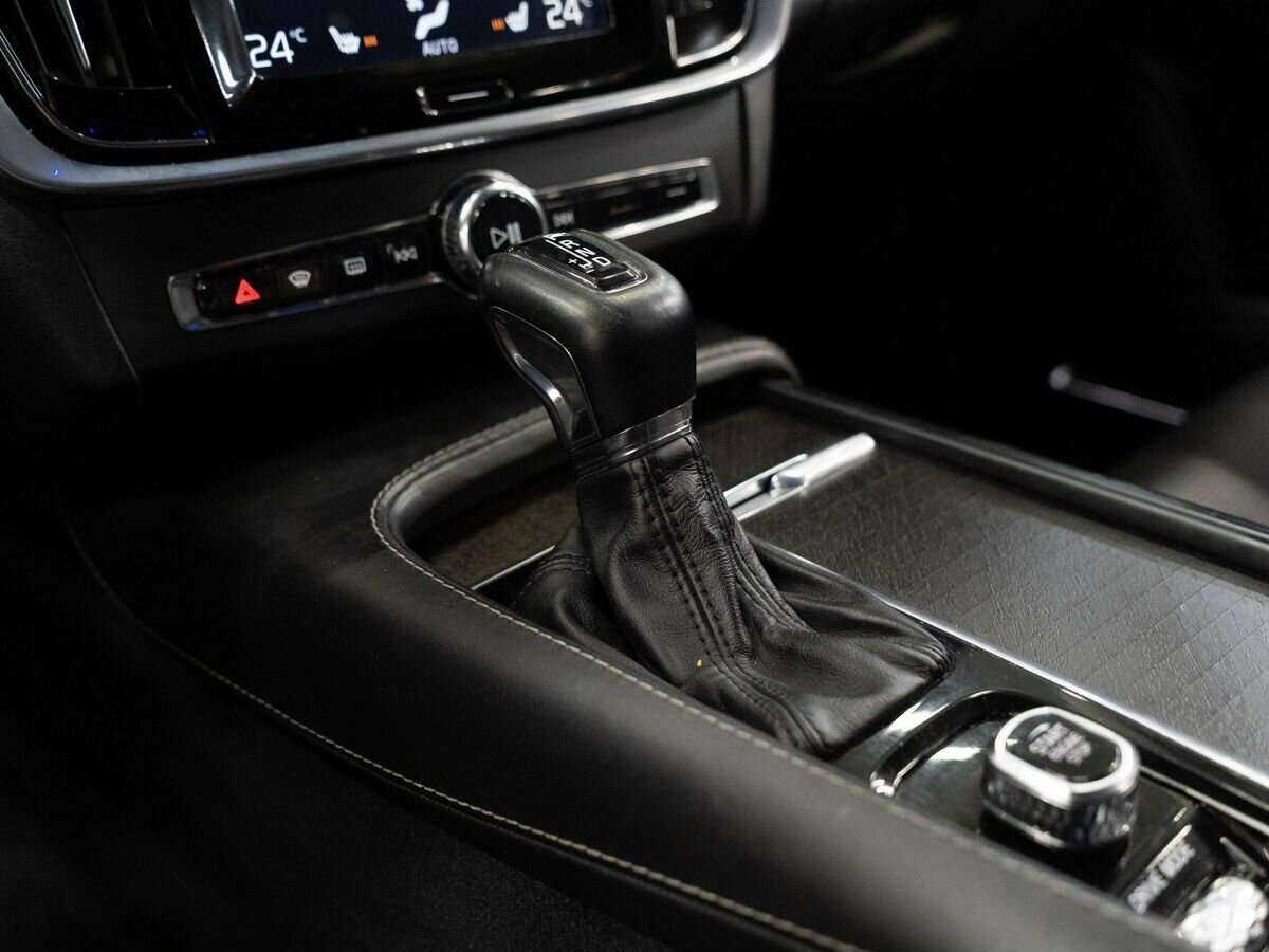 Volvo V90 Cross Country 2017 года с пробегом. Фото: #11