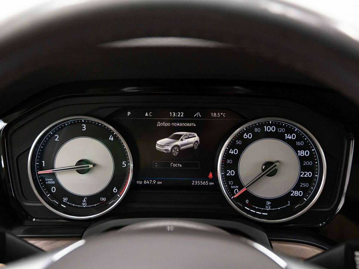 Volkswagen Touareg 2018 года с пробегом. Фото: #14