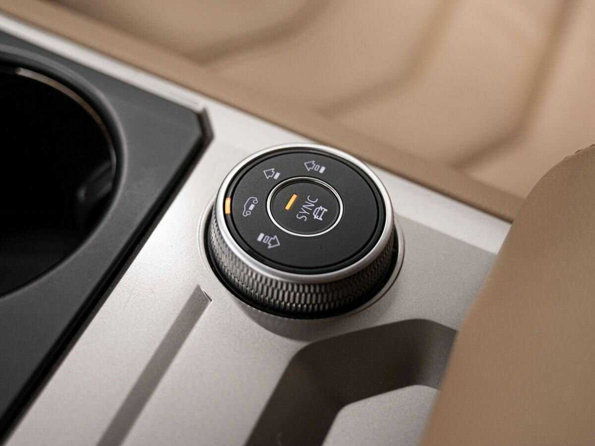 Volkswagen Touareg 2018 года с пробегом. Фото: #19