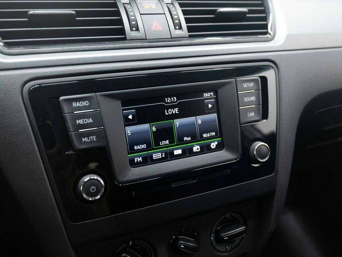 Б/У Шкода Рапид 2017 года. Фото: #17