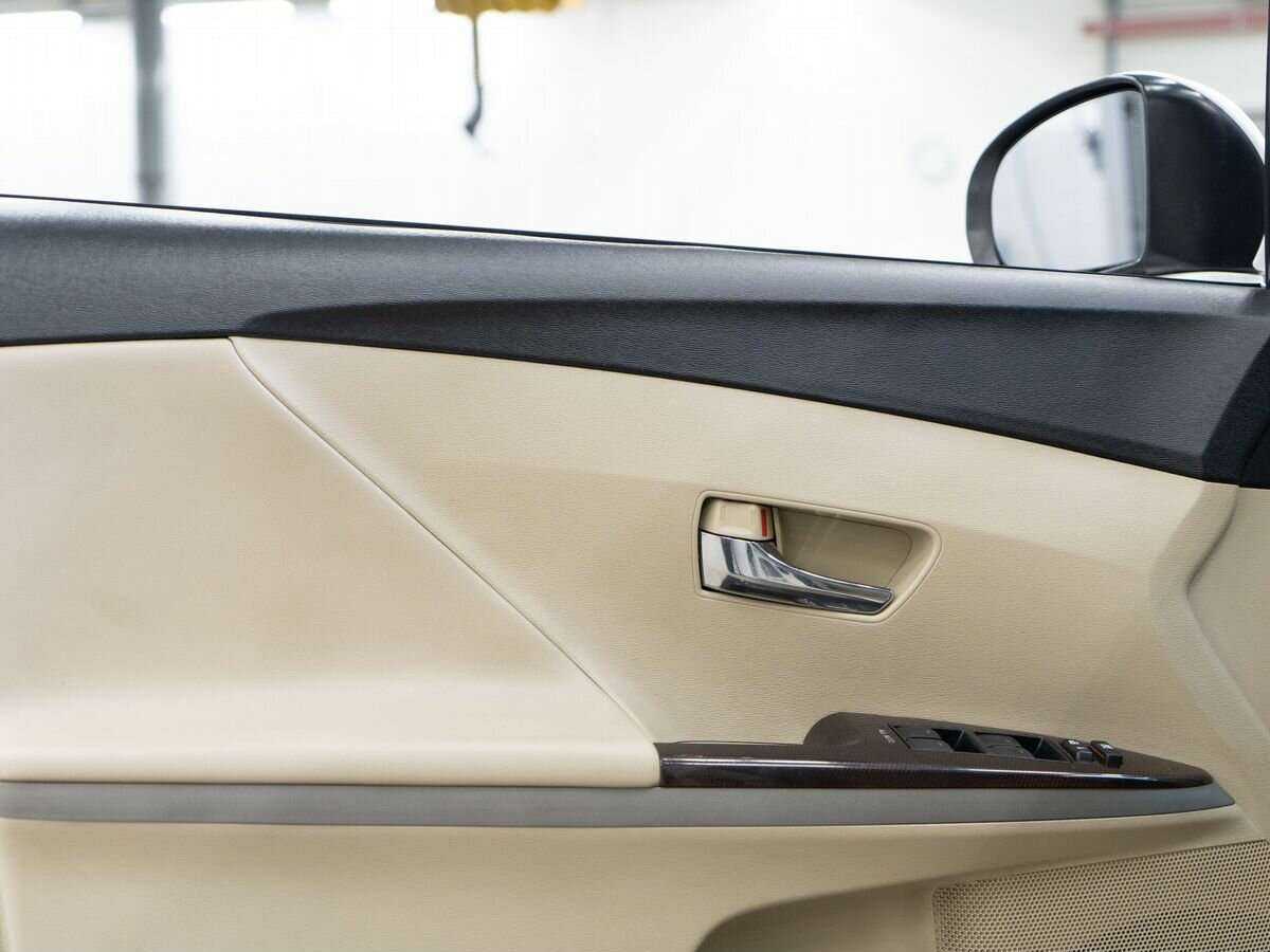 Toyota Venza 2010 года с пробегом. Фото: #15